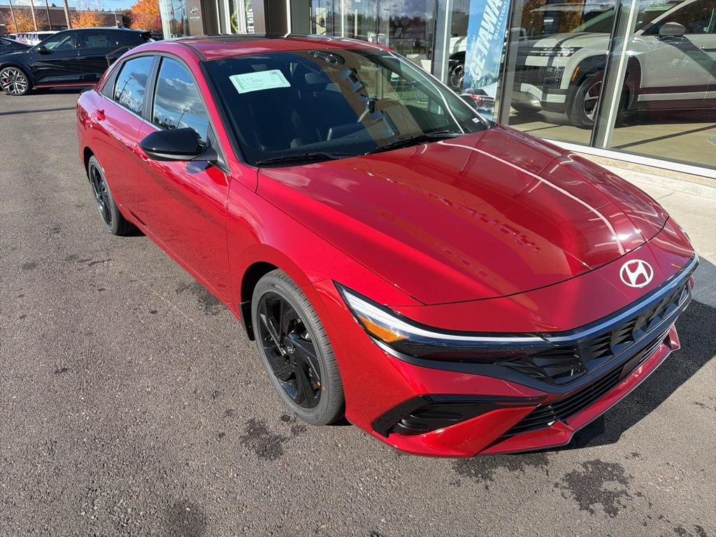 2026 Hyundai Elantra SEL Sport photo 4