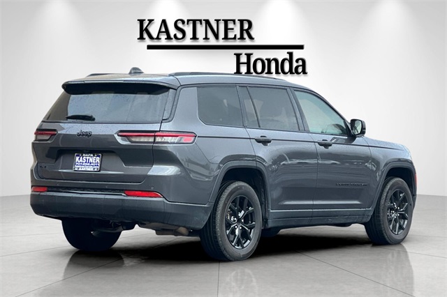 2024 Jeep Grand Cherokee Altitude photo 2