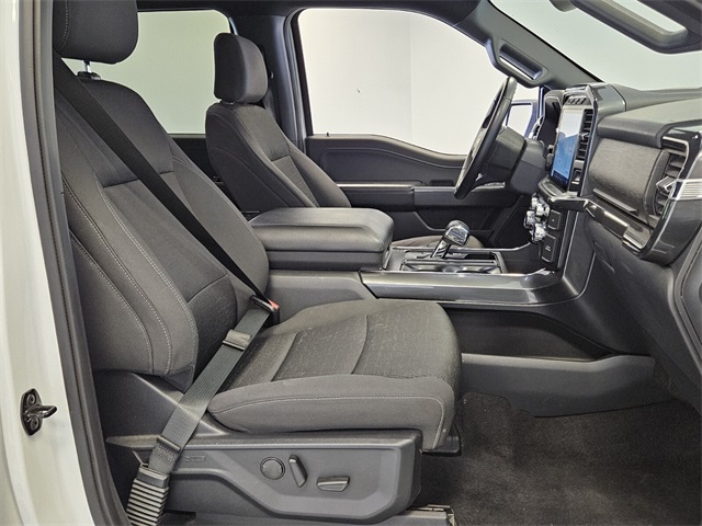 2023 Ford F-150 XLT photo 12