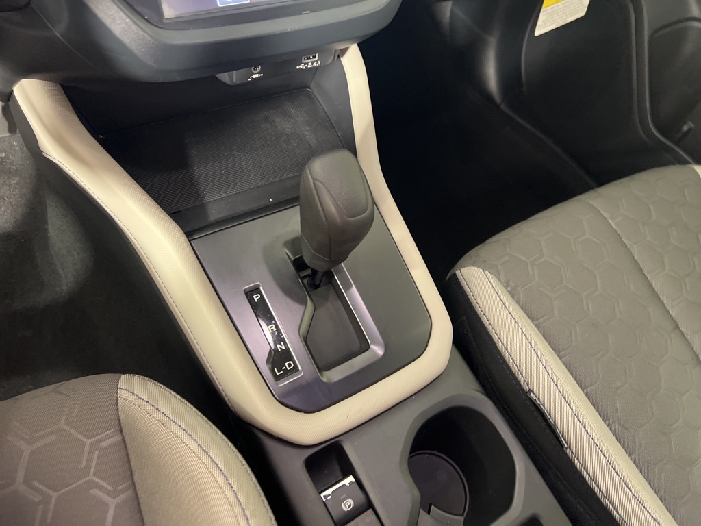 2025 Subaru Forester Base photo 19