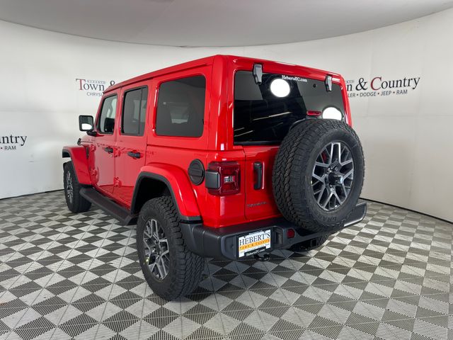 2025 Jeep Wrangler Sahara photo 9