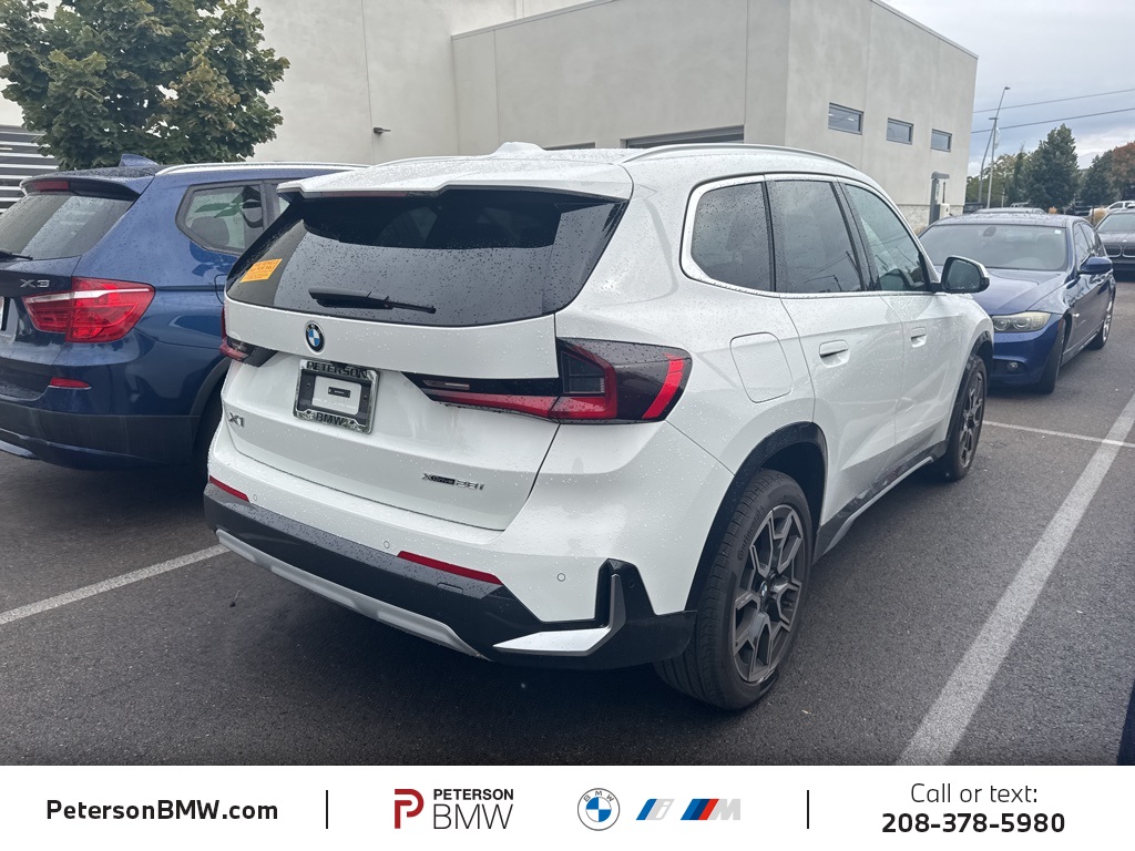 2025 Bmw X1 XDrive28i photo 3