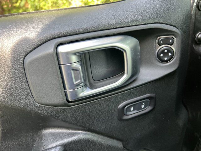 2020 Jeep Wrangler Unlimited Rubicon photo 5