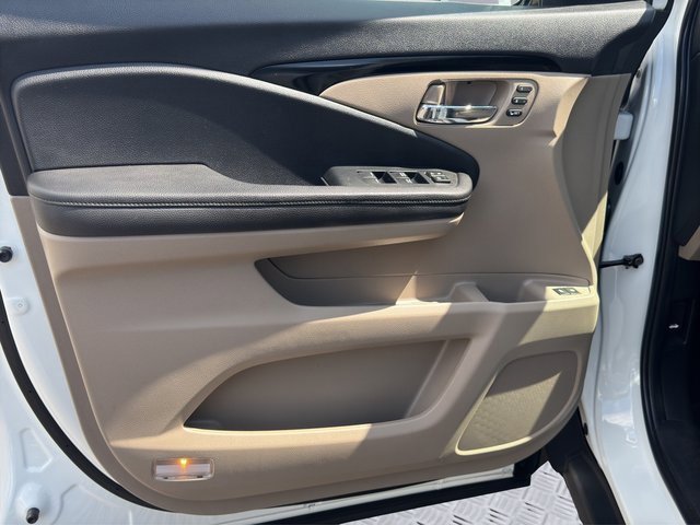 2022 Honda Pilot Touring photo 13