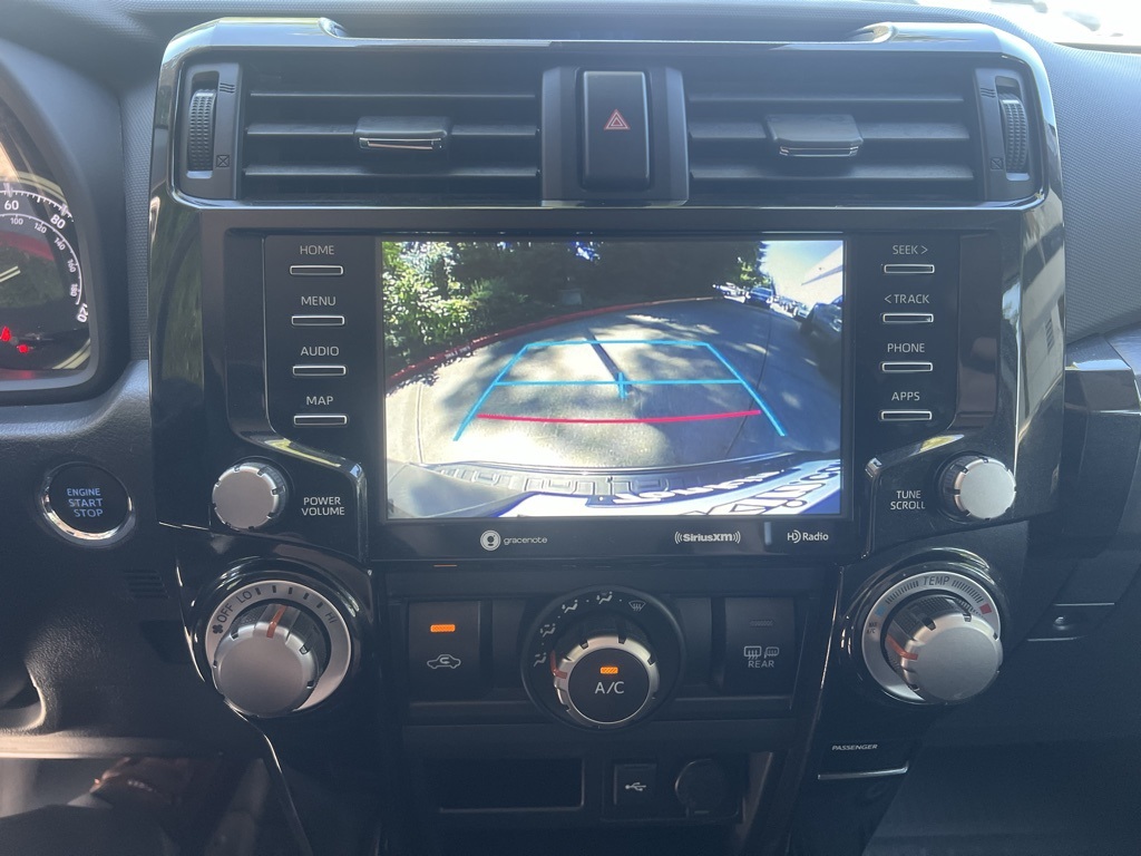 2024 Toyota 4Runner TRD Off-Road photo 13
