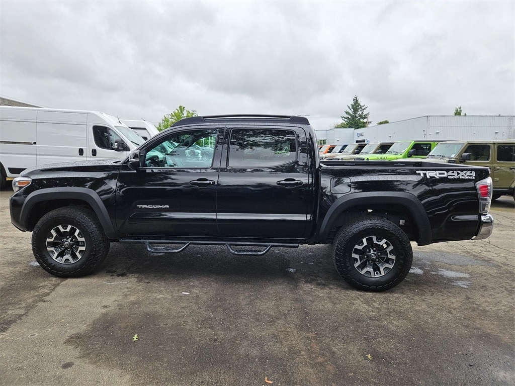 2023 Toyota Tacoma TRD Off-Road photo 4