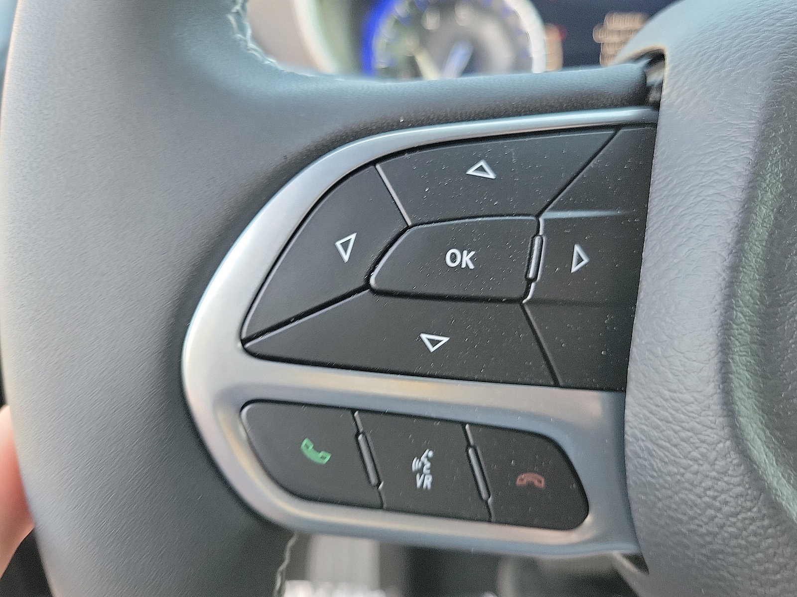 2025 Chrysler Voyager LX photo 4