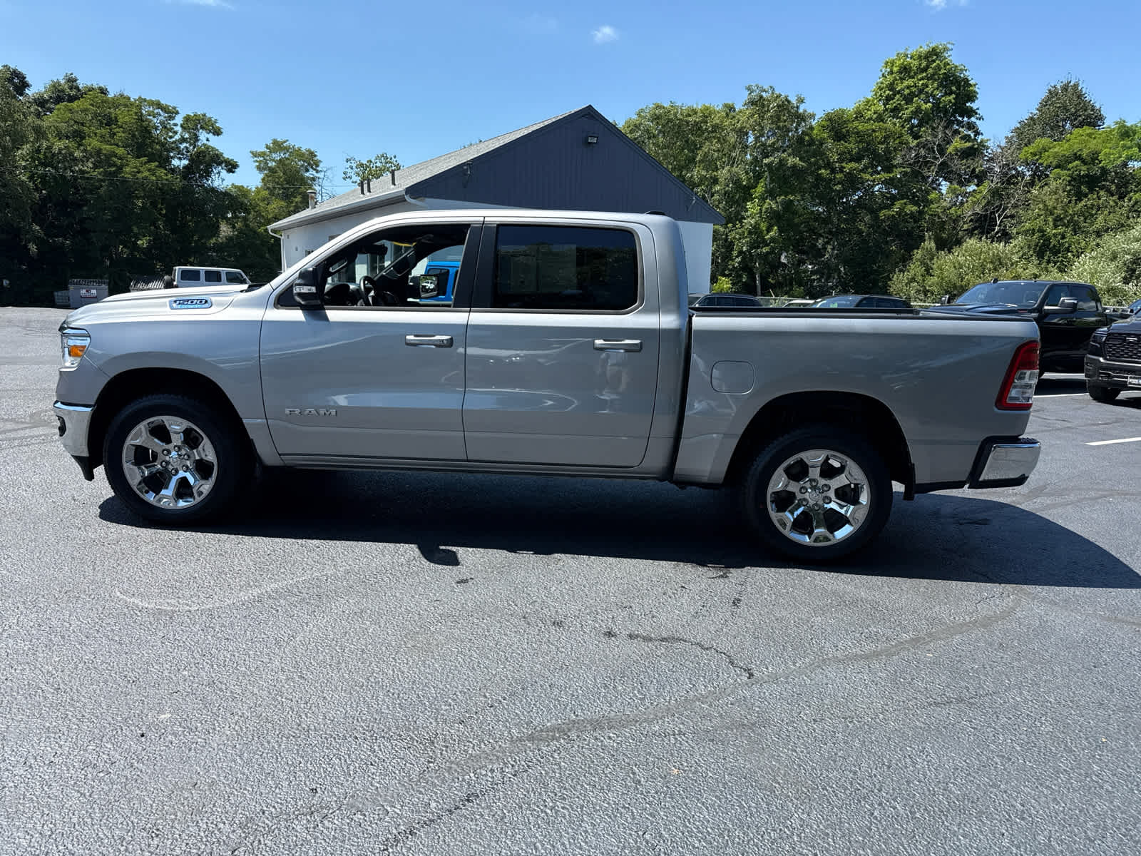 2022 Ram 1500 Big Horn photo 6
