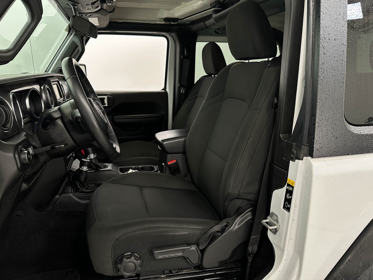 2021 Jeep Wrangler Sport S photo 15
