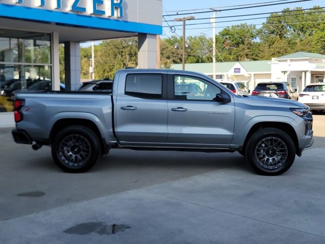 2025 Chevrolet Colorado Z71 photo 3