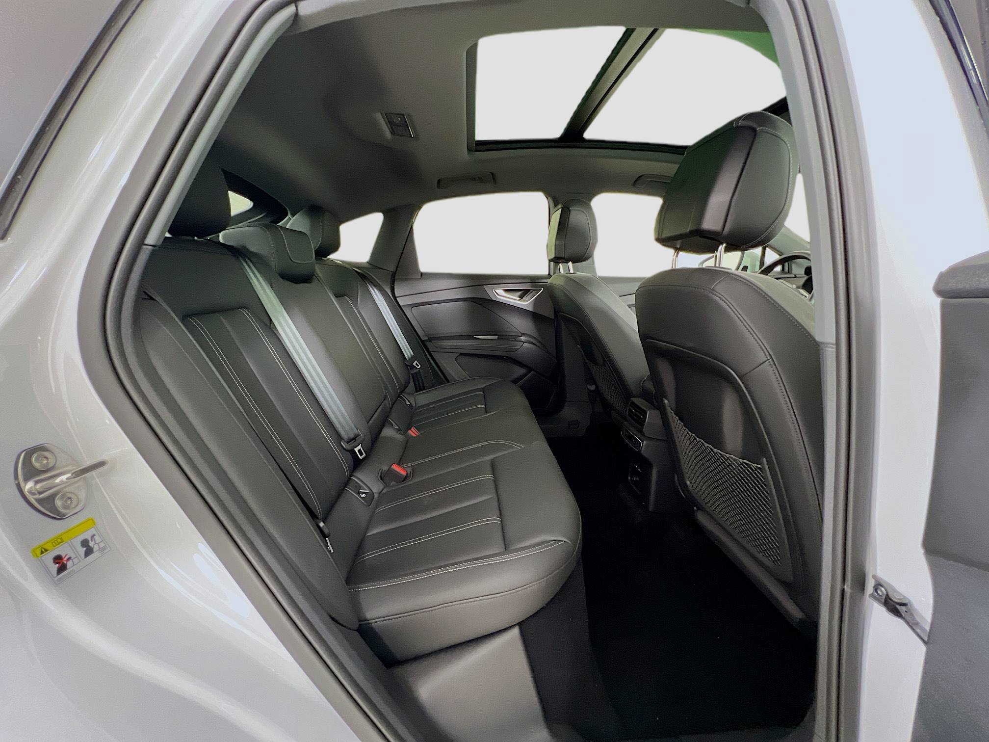 2024 Audi Q4 E-tron Sportback Premium photo 29