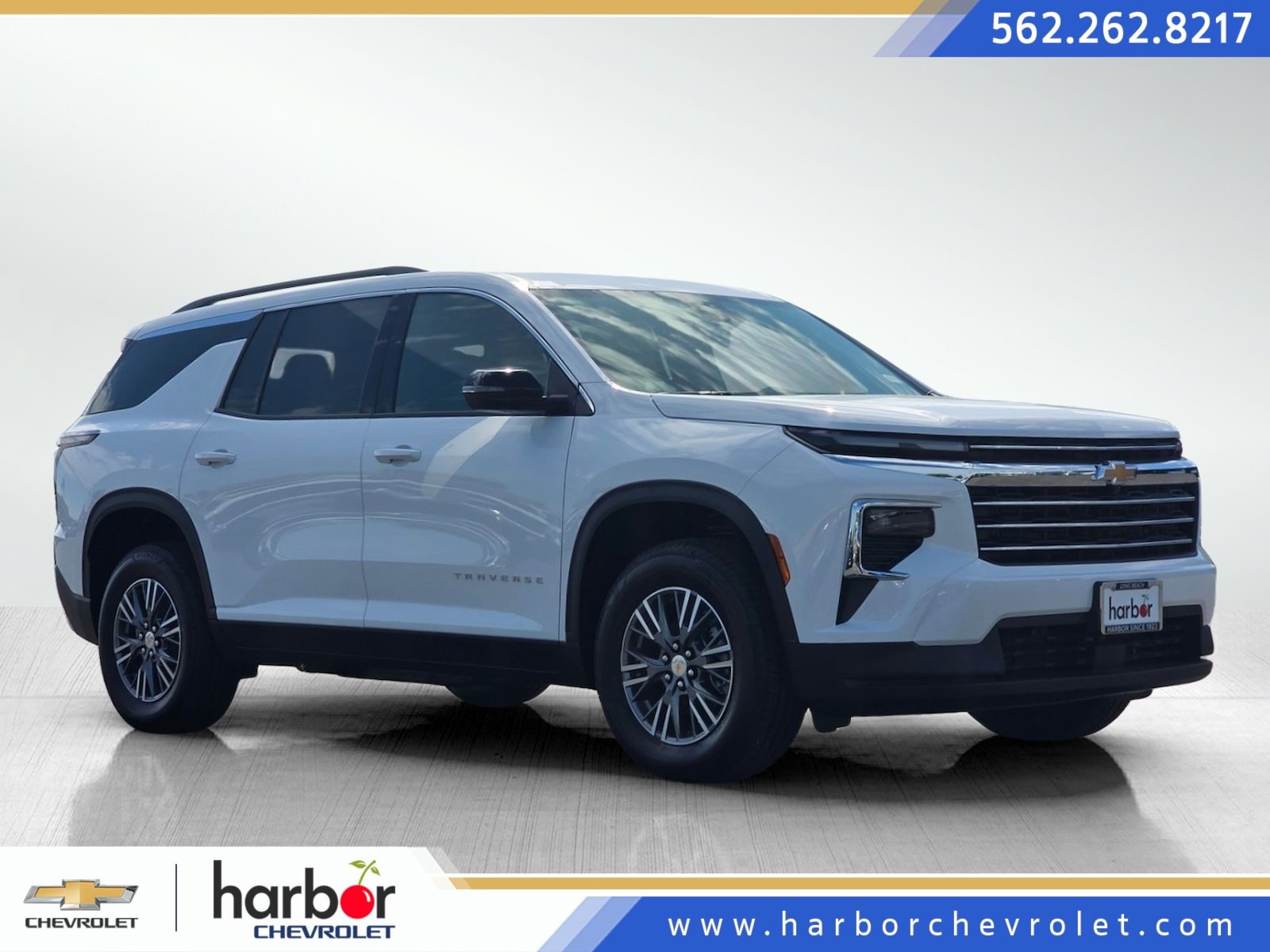 2026 Chevrolet Traverse LT's photo