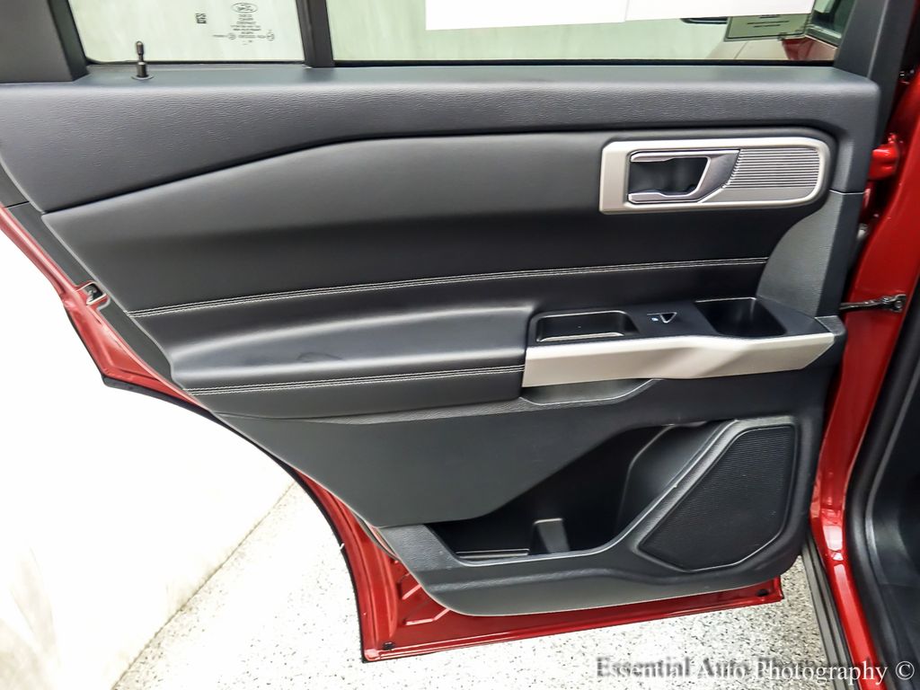 2024 FORD EXPLORER - Image 25
