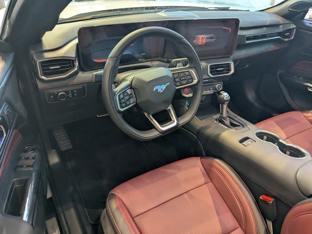 2025 Ford Mustang GT Premium Convertible photo 18