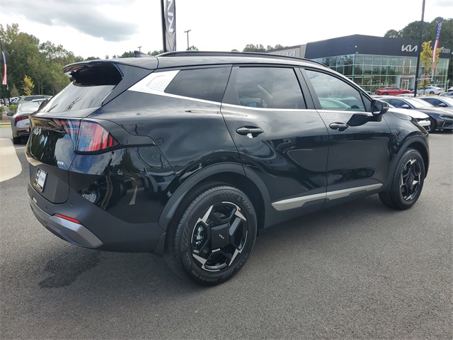 2026 Kia Sportage EX photo 2