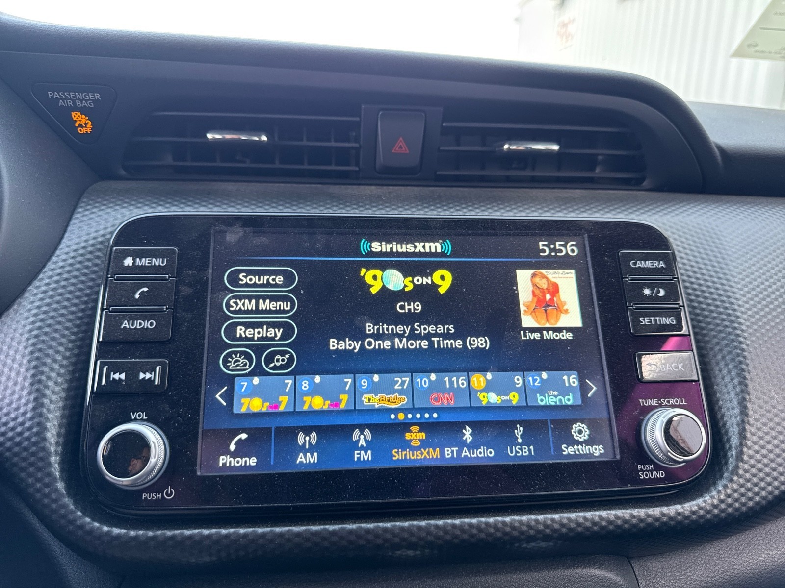 Used 2024 WHITE Nissan SV image 24