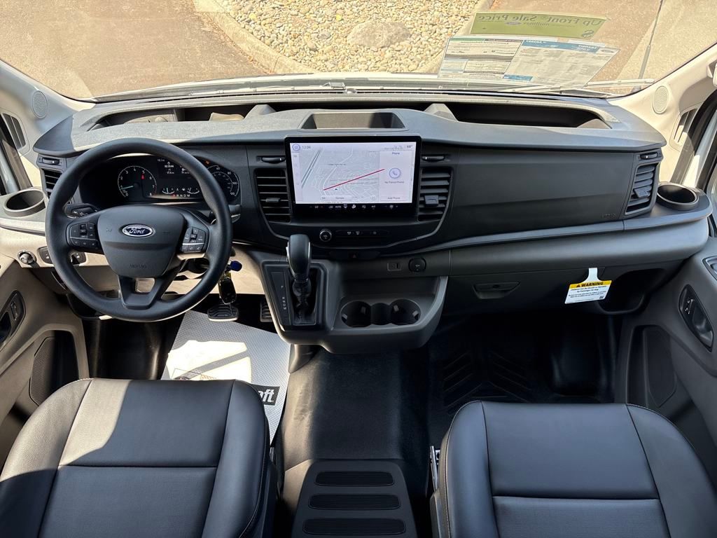 2025 Ford Transit photo 4