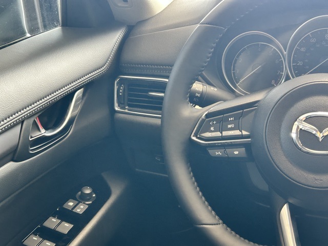 2025 Mazda CX-5 2.5 Select photo 16