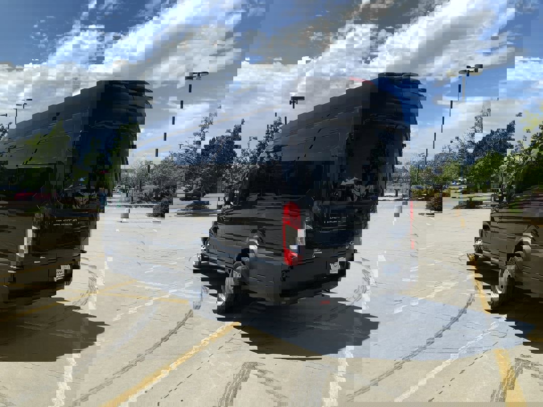 2025 Ford Transit Passenger XL photo 5