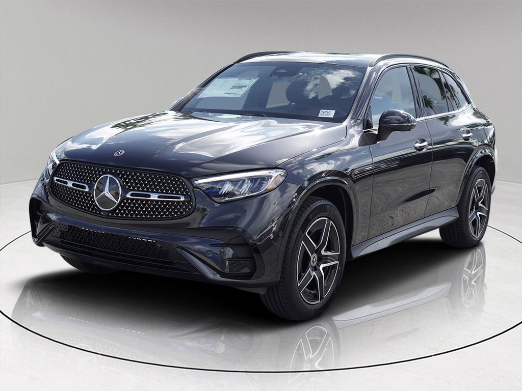 2026 Mercedes Benz GLC 300 photo 3