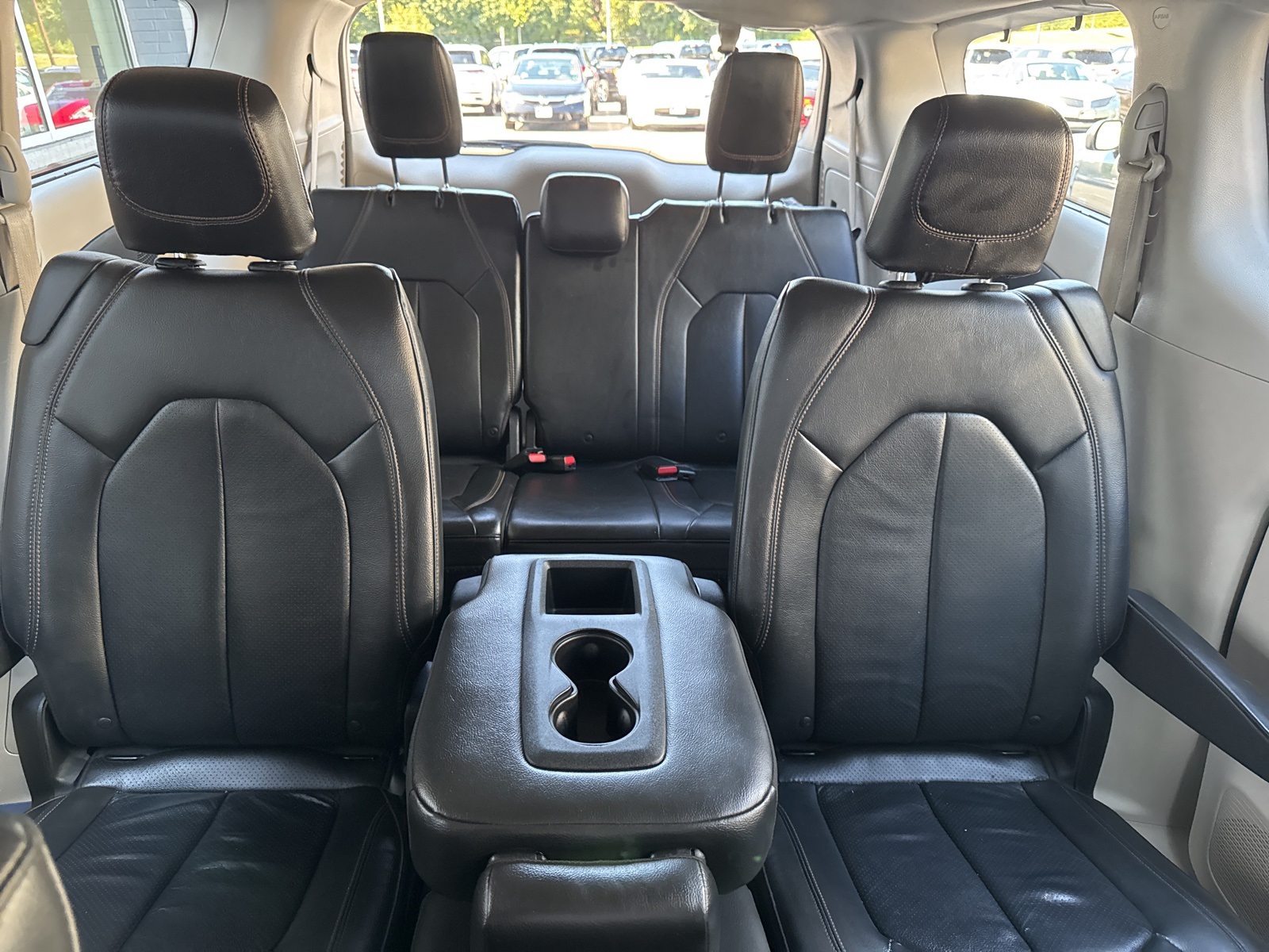 2017 Chrysler Pacifica Touring Plus photo 29