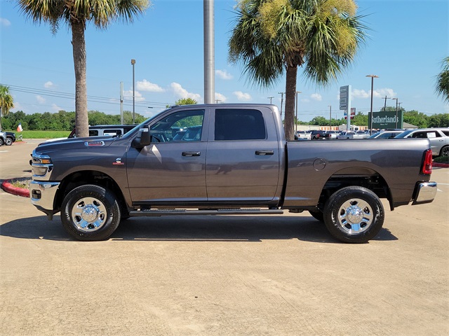 2026 Ram 2500 Tradesman photo 4