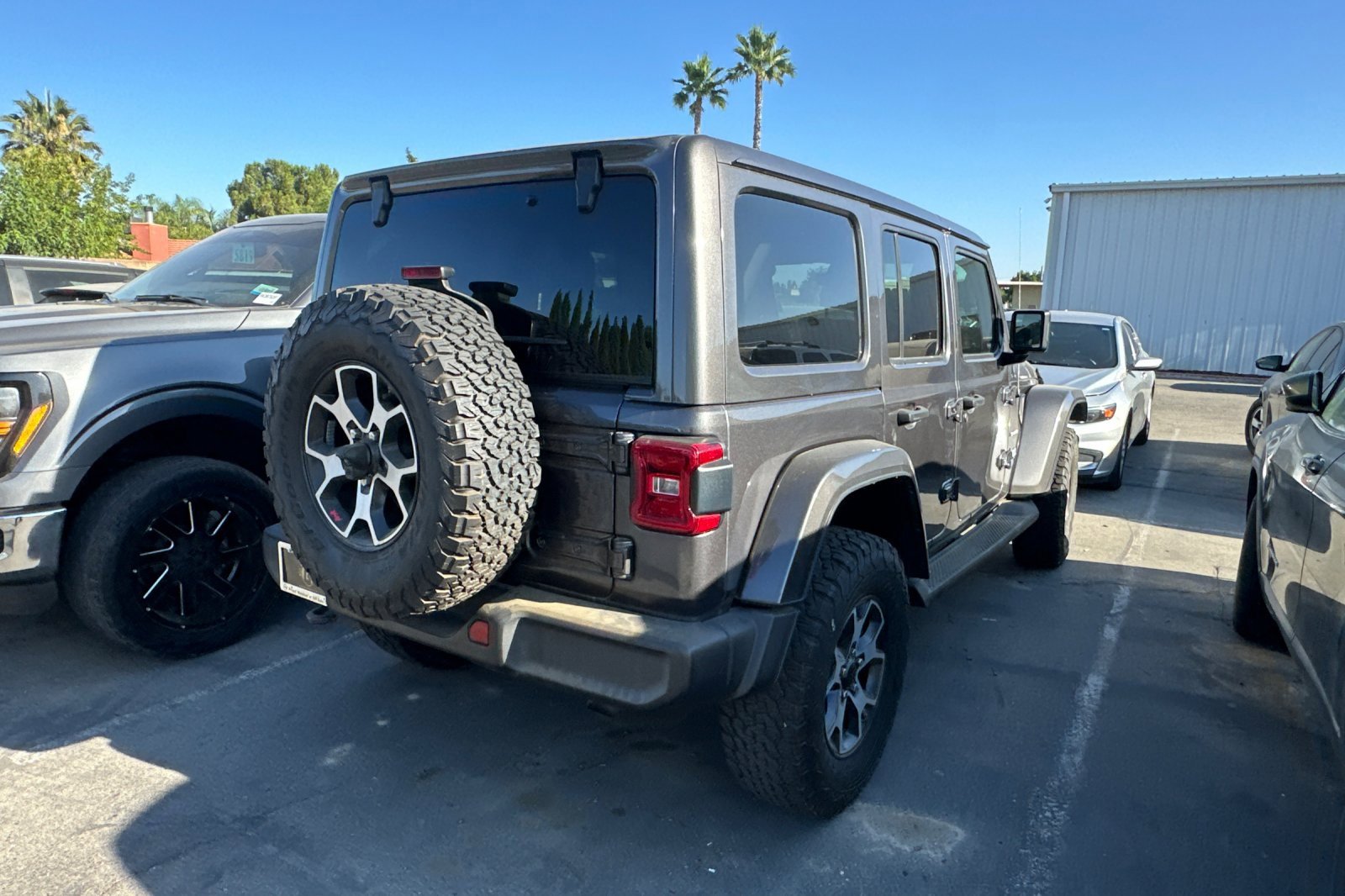 2021 Jeep Wrangler Unlimited Sahara High Altitude 4xe photo 3