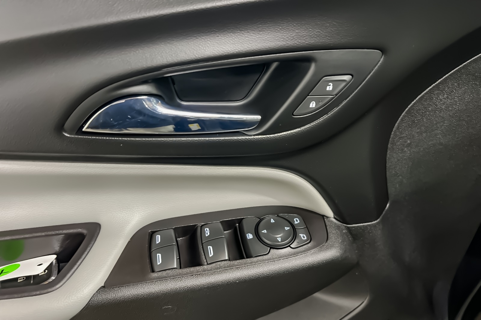 2022 Chevrolet Equinox LT photo 7