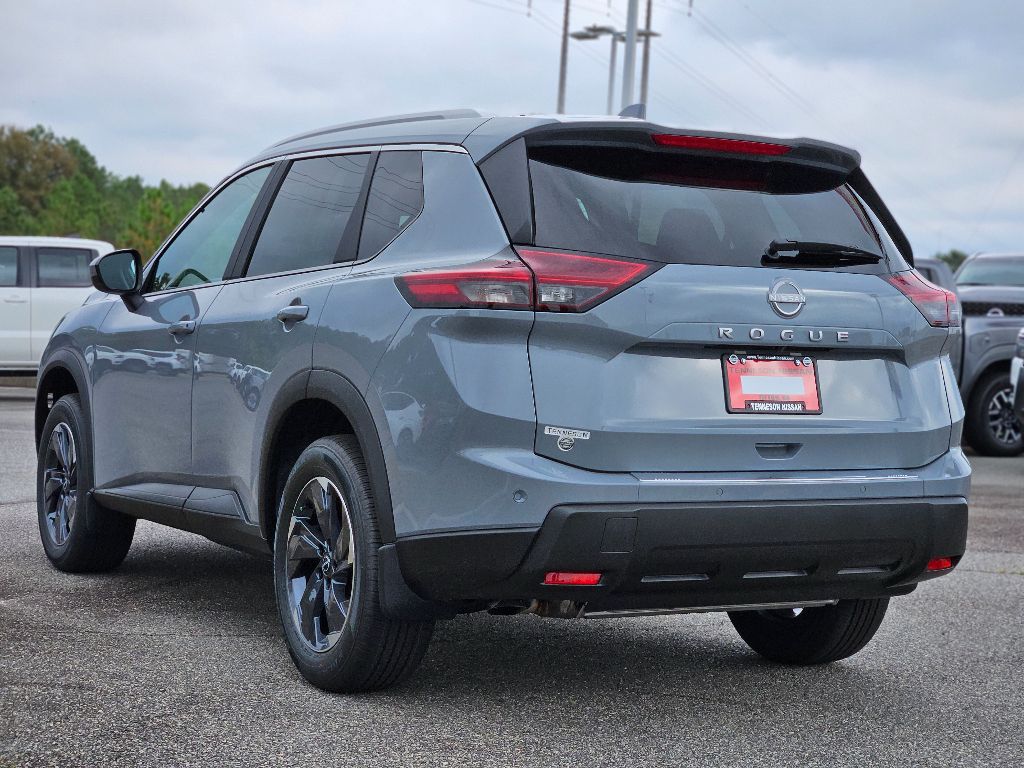2026 Nissan Rogue SV photo 4