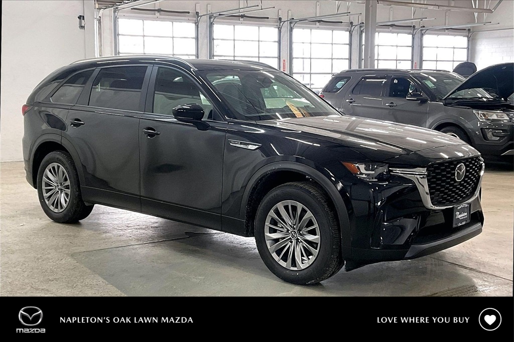2026 Mazda CX-90 Select Package's photo