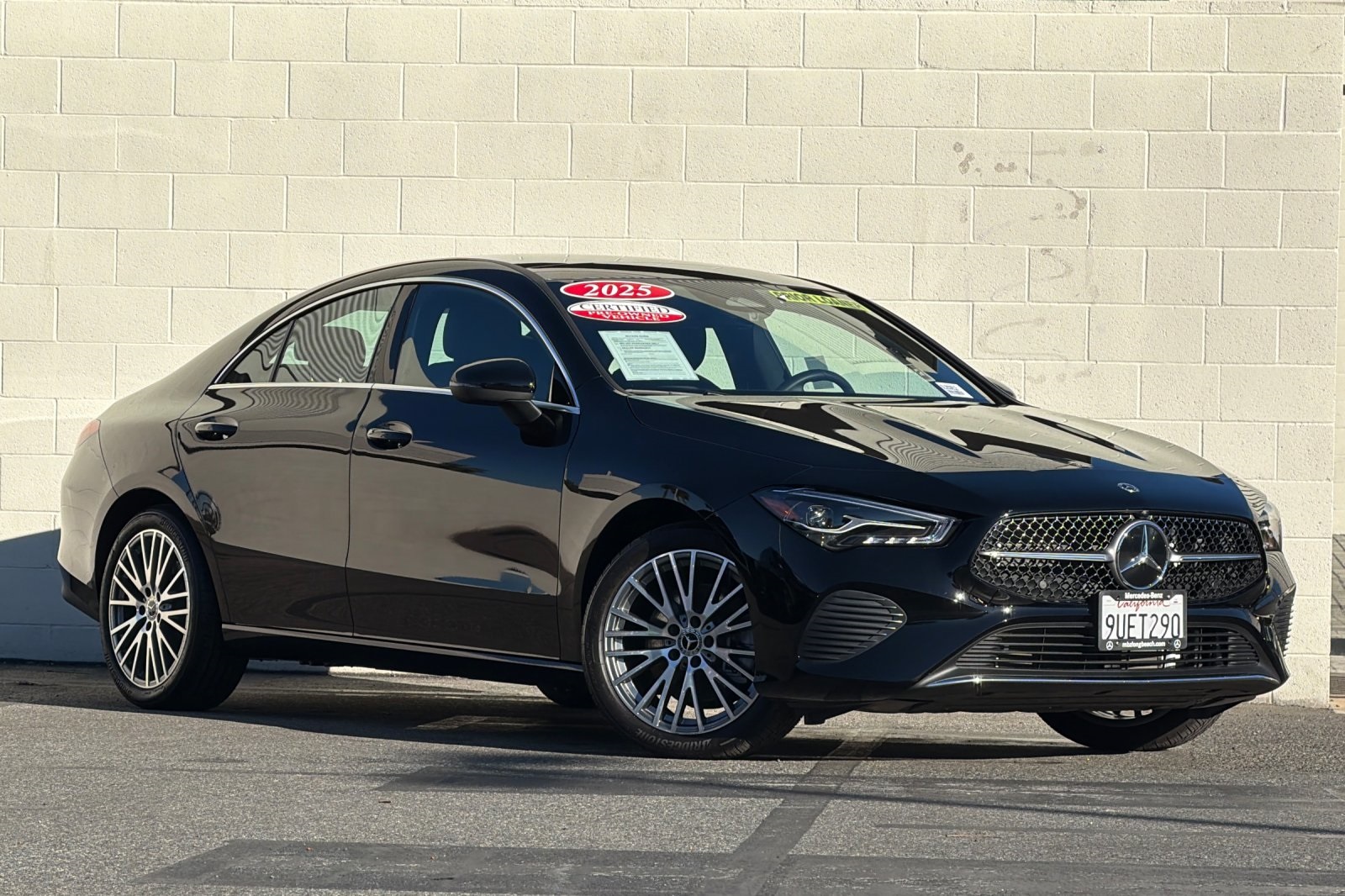 2025 Mercedes Benz CLA 250 4MATIC photo 2