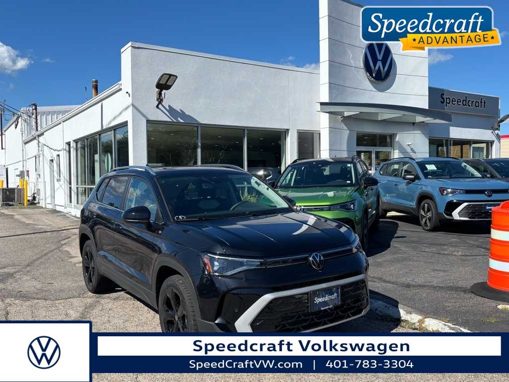 2025 Volkswagen Taos SEL's photo
