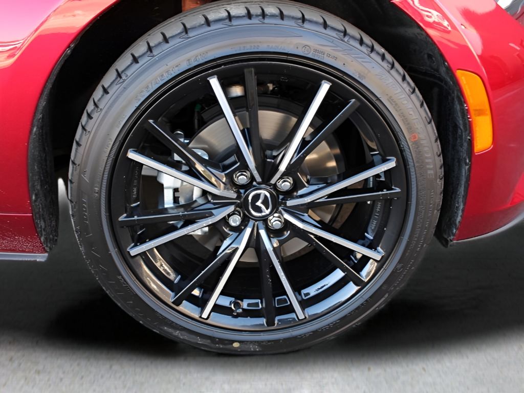 2025 Mazda MX-5 Miata Miata RF Grand Touring photo 14