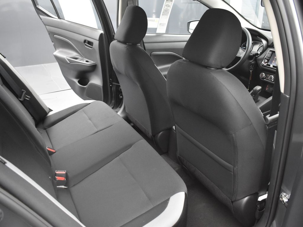 2025 Nissan Versa 1.6 S photo 16
