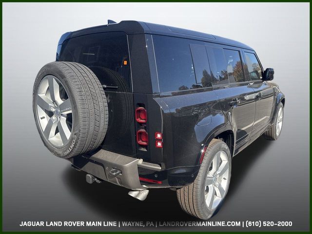 2025 Land Rover Defender 110 X-Dynamic SE photo 4