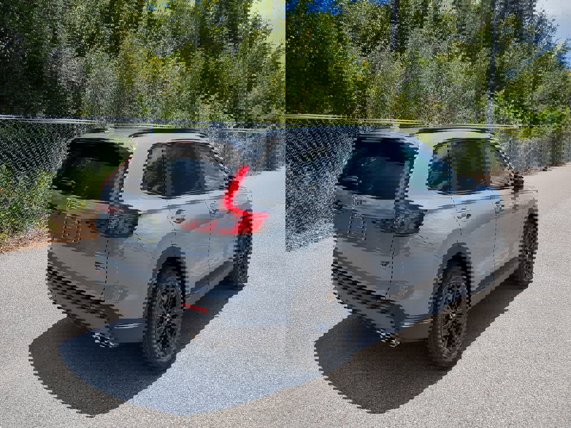 2026 Honda CR-V Hybrid Sport Touring photo 3