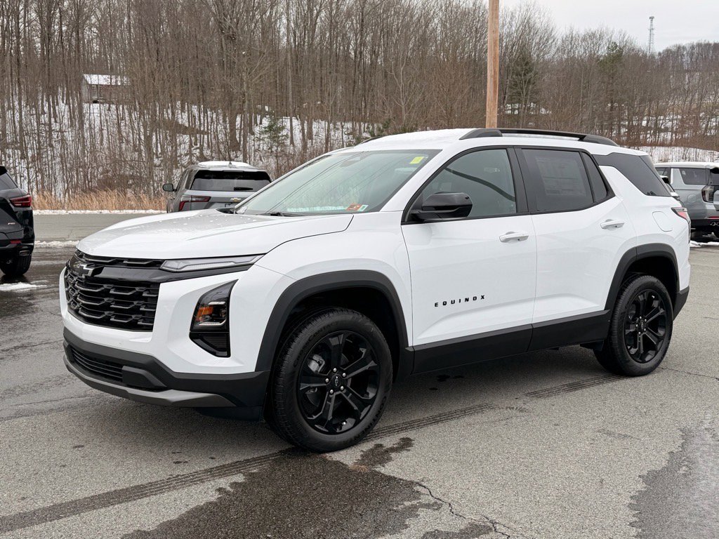 2026 Chevrolet Equinox LT's photo