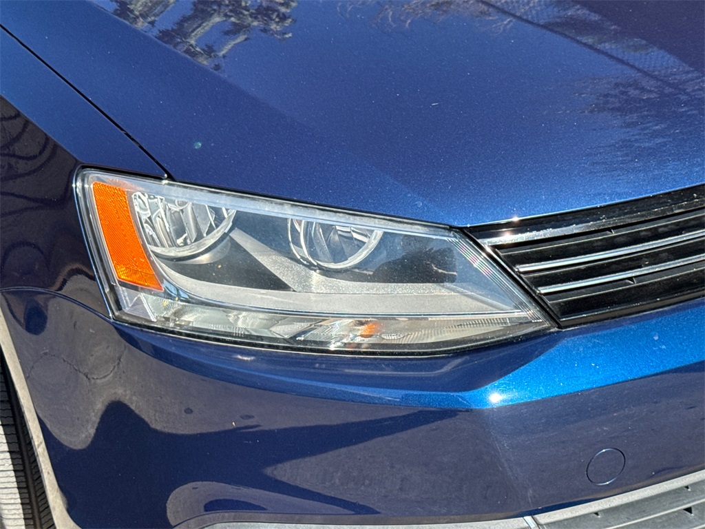 2014 Volkswagen Jetta 1.8T SE photo 3