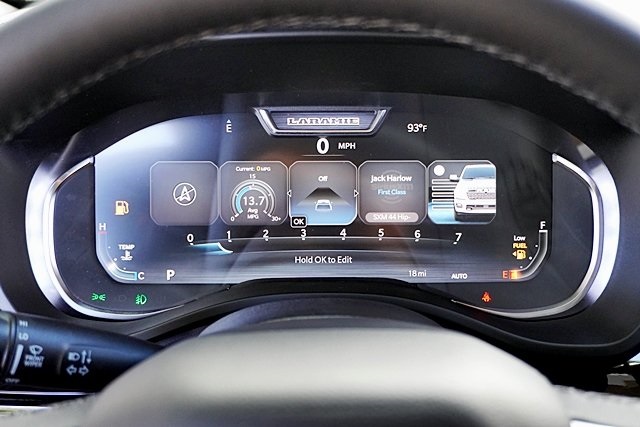 New 2026 Diamond Black Crystal Pearl-Coat Exterior Paint RAM Laramie image 41