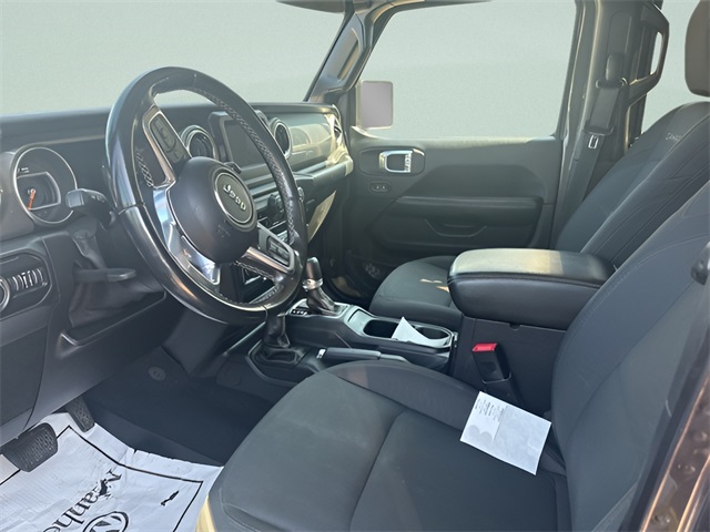 2020 Jeep Wrangler Unlimited Sahara photo 8