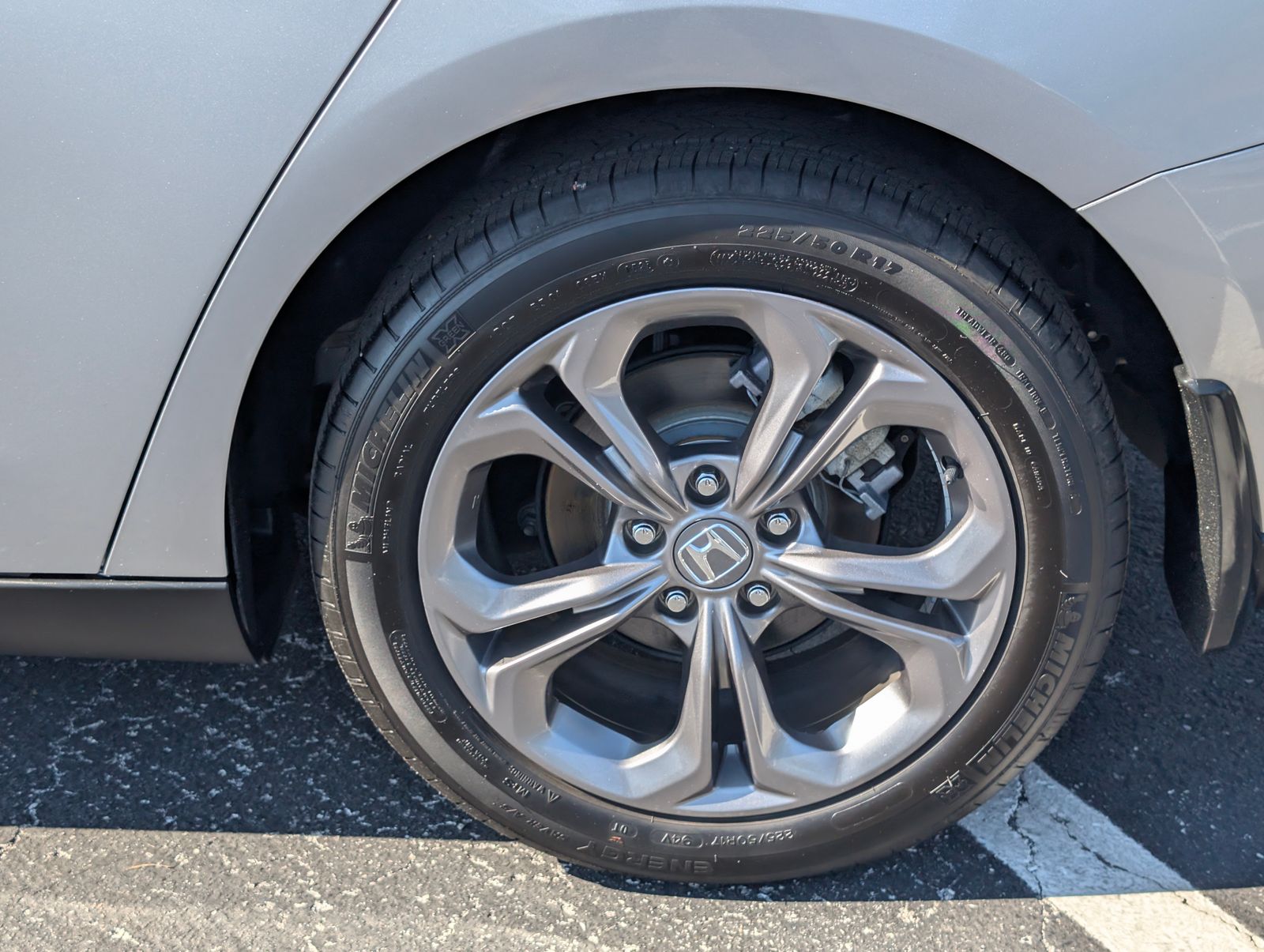 2023 Honda Accord EX photo 28