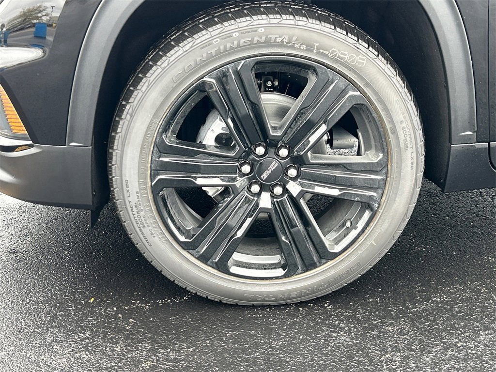 2026 GMC ACADIA - Image 10