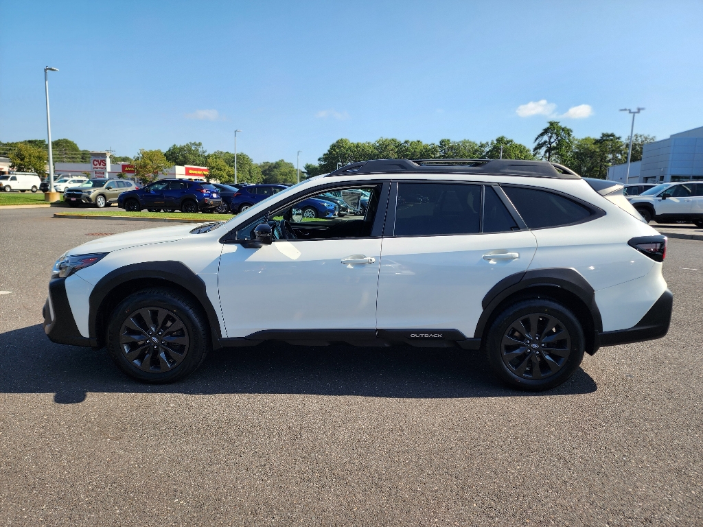 2023 Subaru Outback Onyx Edition photo 11