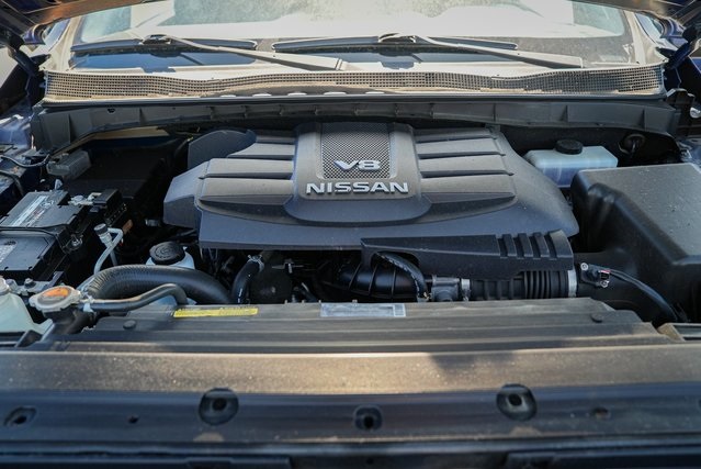 2018 Nissan Titan Platinum Reserve photo 34
