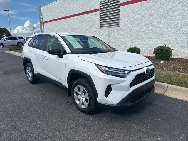 2025 Toyota RAV4 LE photo 2