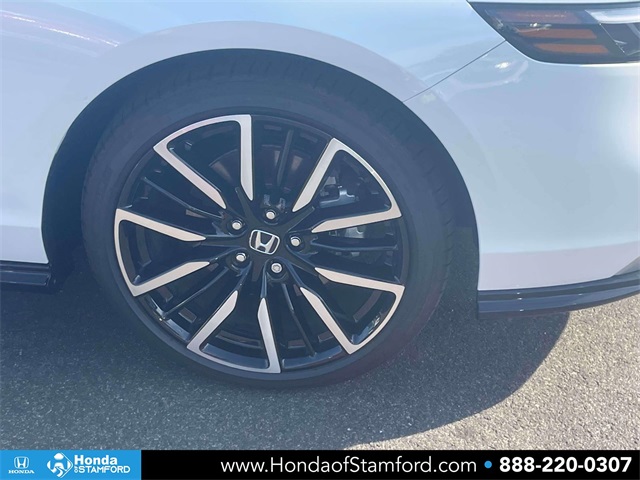 2025 Honda Accord Hybrid Touring photo 8