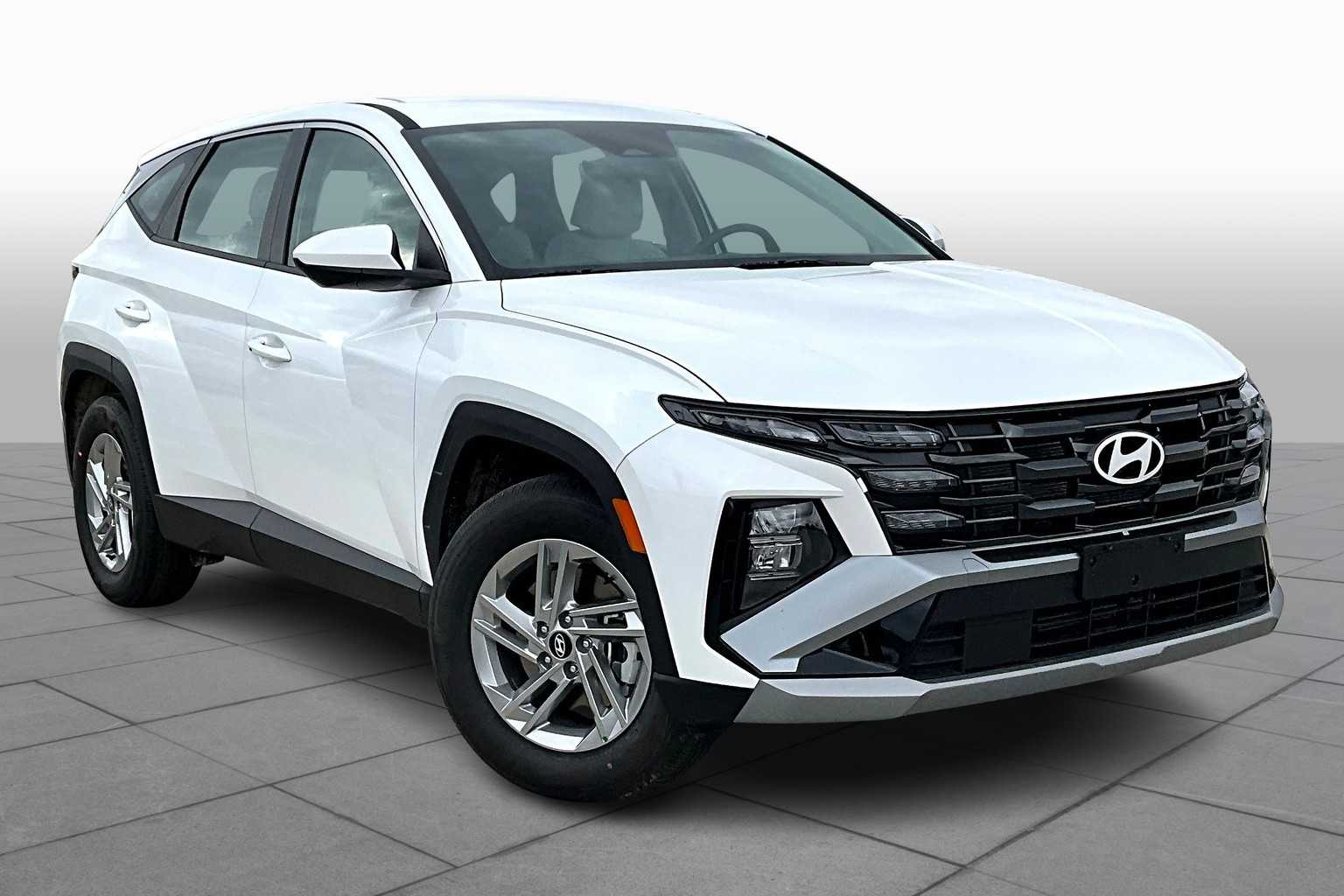 2025 Hyundai Tucson SE photo 2