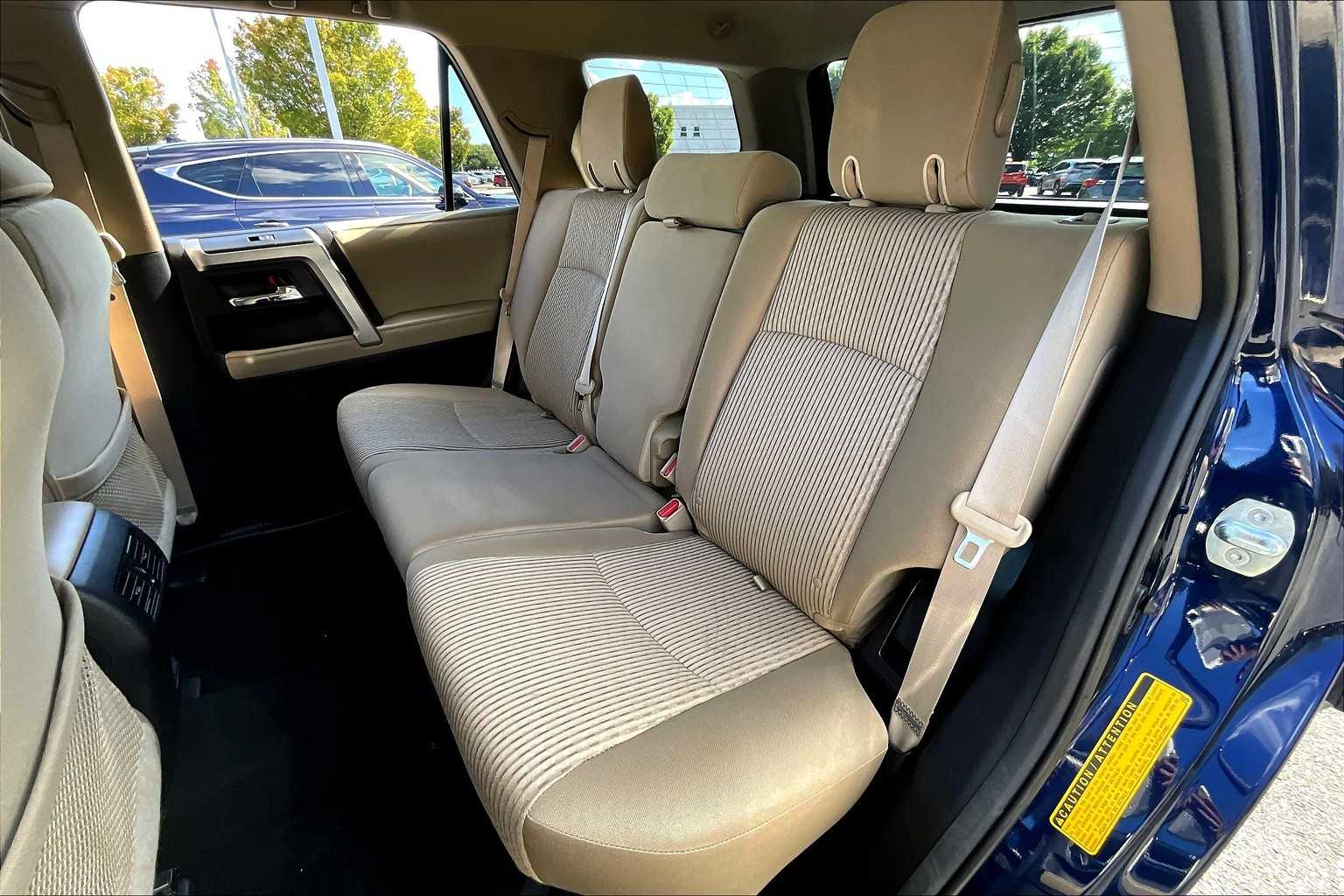 2021 Toyota 4Runner SR5 4WD photo 15
