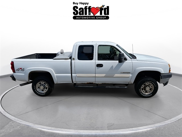 2003 Chevrolet Silverado 2500HD LT photo 11