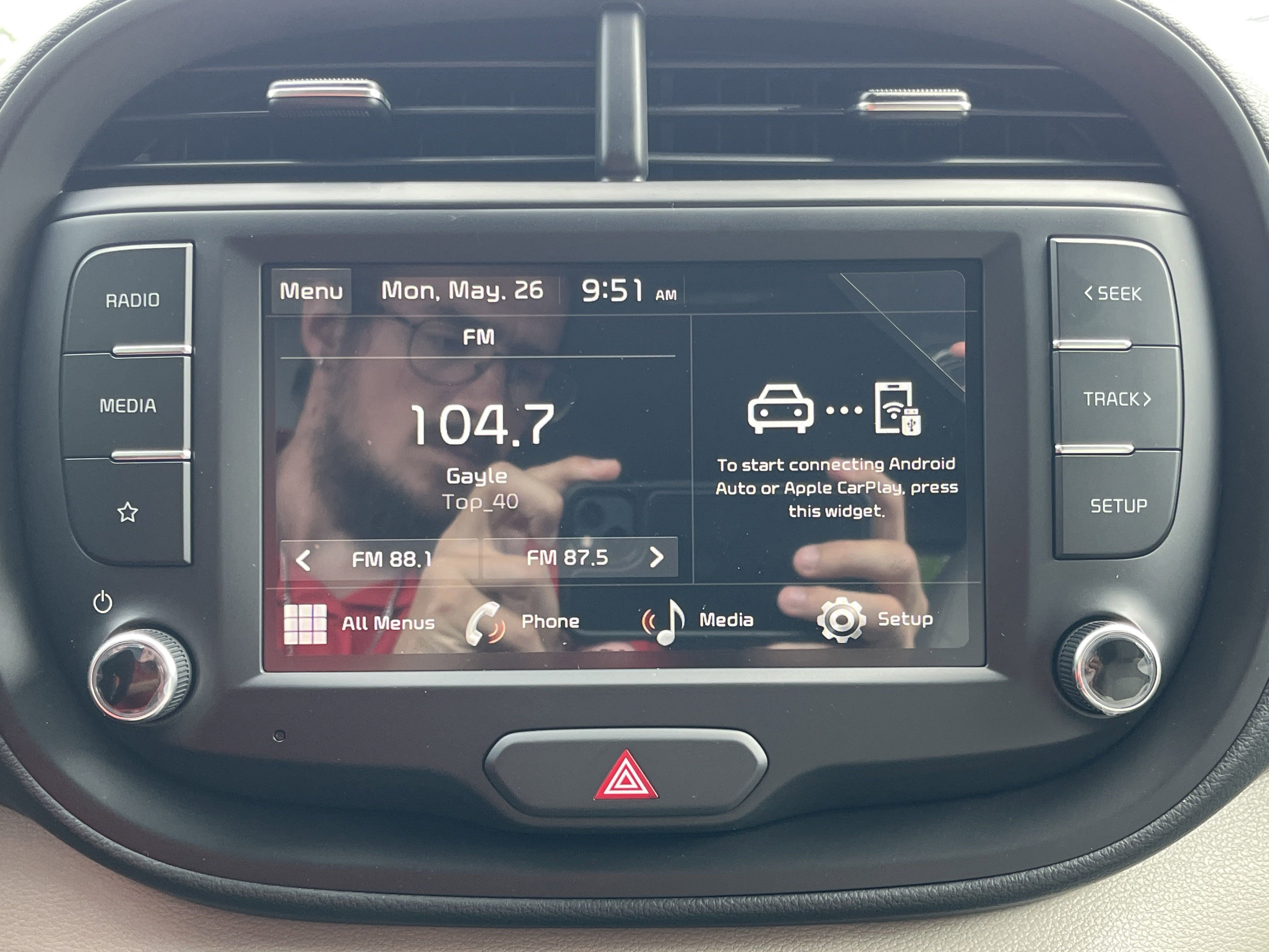 2025 Kia Soul LX photo 3